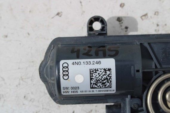 AUDI S4 S5 WYDECH TŁUMIK 8W0253611B 8W0253612B 3.0 TFSi benzyna 8W F5 b9 środkowy 8W0253611B 8W0253612B 4N0133246 8W0253411C