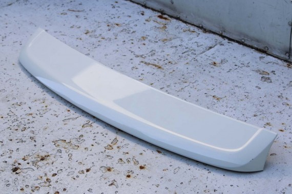 VW TOUAREG SPOJLER KLAPY BAGAŻNIKA 7L6827933H 7L6945097 7L6827933 lampa stopu tył tylna 7L6945097A 7L6945097C  R6R6 LR9A Biały