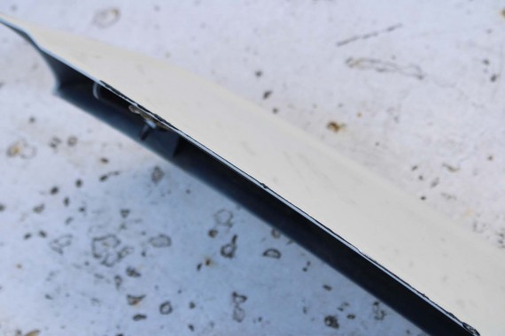 VW TOUAREG SPOJLER KLAPY BAGAŻNIKA 7L6827933H 7L6945097 7L6827933 lampa stopu tył tylna 7L6945097A 7L6945097C  R6R6 LR9A Biały