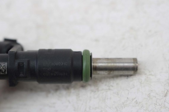 VW JETTA GOLF 6 BEETLE WTRYSKI 2.5 FSi 07K906031C 07K906031A 07K906031B 07K906031C USA 07K906031C 07K906031C 07K906031 07K906031