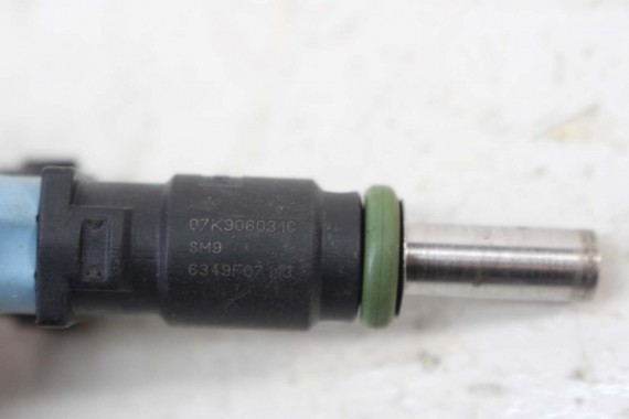 VW JETTA GOLF 6 BEETLE WTRYSKI 2.5 FSi 07K906031C 07K906031A 07K906031B 07K906031C USA 07K906031C 07K906031C 07K906031 07K906031