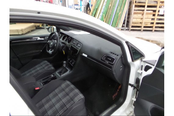 VW GOLF 7 VII BOCZEK BOCZKI DRZWI drzwiowe tapicerka 5G 5G4 KOMPLET BOCZKÓW CZARNY welur welurowe podświetlane 5 drzwi GTD