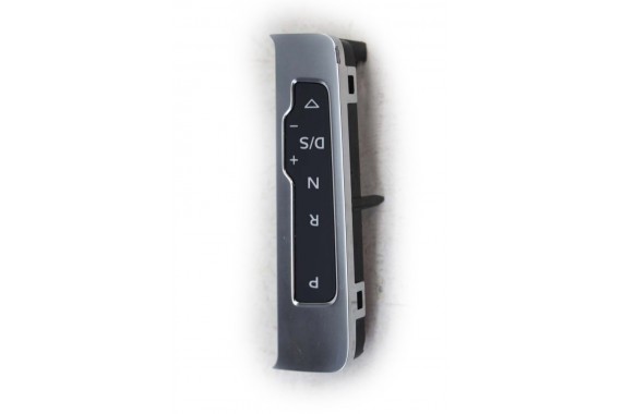 AUDI A3 PANEL ZMIANY BIEGÓW 8V1713463A 8V1 713 463 A 8V Kolor 3Q7 aluminium PRZEŁĄCZNIKI AUTOMAT 8V1713463A 8V1713463A 8V1713463