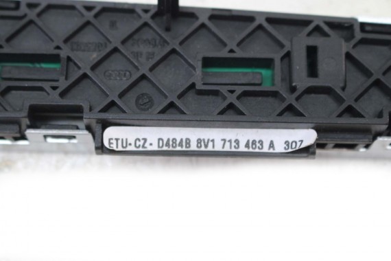 AUDI A3 PANEL ZMIANY BIEGÓW 8V1713463A 8V1 713 463 A 8V Kolor 3Q7 aluminium PRZEŁĄCZNIKI AUTOMAT 8V1713463A 8V1713463A 8V1713463
