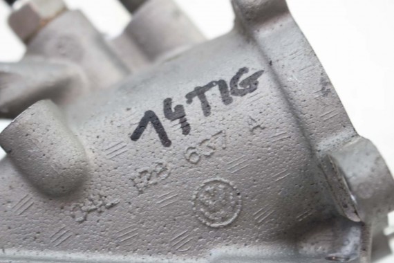 VW AUDI SKODA SEAT KRÓCIEC 04L128637A PRZYŁĄCZENIOWY nakładka rury ssacej silnik 1.6, 2.0 TDi diesel 04L128637A 04L128637A