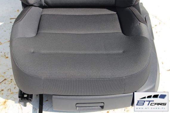 VW GOLF 7 VII FOTELE KOMPLET FOTELI siedzeń siedzenia fotel tapicerka 5G 5G4 welur kolor czarny 5G0
