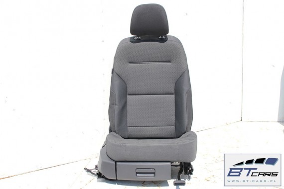 VW GOLF 7 VII FOTELE KOMPLET FOTELI siedzeń siedzenia fotel tapicerka 5G 5G4 welur kolor czarny 5G0