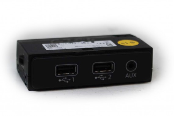 AUDI A4 A5 Q5 PORT USB...