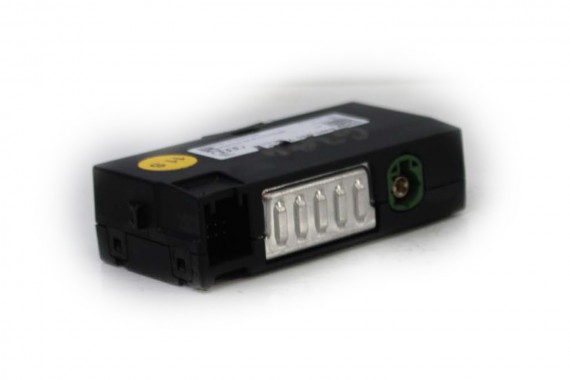 AUDI A4 A5 Q5 PORT USB PRZYŁĄCZE AUX 8W0035736 8W0 035 736 8W 80A R8 8S PANEL WEJŚCIE 8W0035736 8W0035736 8W0035736 8W0035736