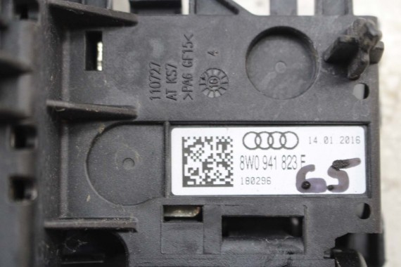 AUDI A4 A5 SKRZYNKA BEZPIECZNIKÓW 8W0941823F OBUDOWA 8W0 941 823 F ROZDZIELACZ PRADAWY PRĄDU 8W 8W0941823 8W0941823F 8W0941823F