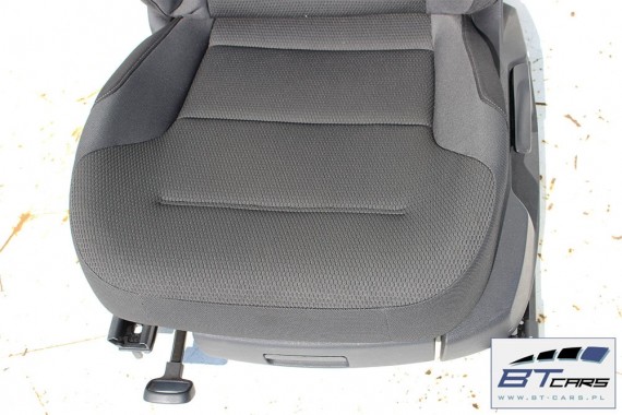 VW GOLF 7 VII FOTELE KOMPLET FOTELI siedzeń siedzenia fotel tapicerka 5G 5G4 welur kolor czarny 5G0