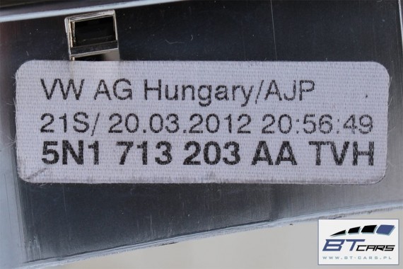 VW TIGUAN PANEL STEROWA BIEGAMI 5N1713203AA DSG 5N1 713 203 AA  5N TVH - czarny / aluminium 5N1713203AA 5N1713203AA 5N1713203AA