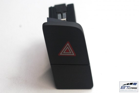 AUDI Q3, Q3 FL PRZYCISK ŚWIATEŁ AWARYJNYCH ŚWIATŁA AWARYJNE 8U1941509A 8U1 941 509 A PRZYCISKI 8U1941509A 8U1941509A 8U1941509A