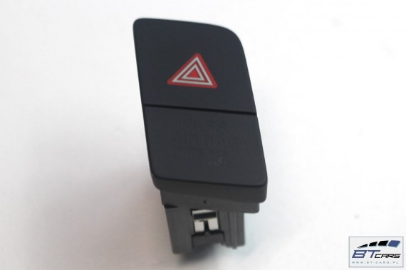 AUDI Q3, Q3 FL PRZYCISK ŚWIATEŁ AWARYJNYCH ŚWIATŁA AWARYJNE 8U1941509A 8U1 941 509 A PRZYCISKI 8U1941509A 8U1941509A 8U1941509A