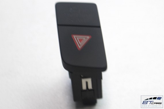 AUDI Q3, Q3 FL PRZYCISK ŚWIATEŁ AWARYJNYCH ŚWIATŁA AWARYJNE 8U1941509A 8U1 941 509 A PRZYCISKI 8U1941509A 8U1941509A 8U1941509A