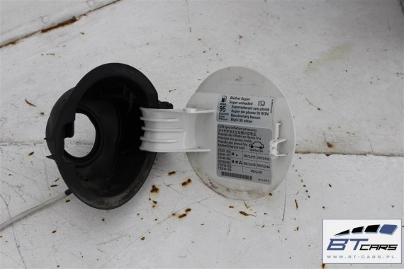 VW EOS KLAPKA WLEWU PALIWA + KOREK LB9A 1Q 1Q0809857 1Q0 809 857 Kolor: LB9A ( Candy Weiss ) biały 1Q0809857 1Q0809857 1Q0809857