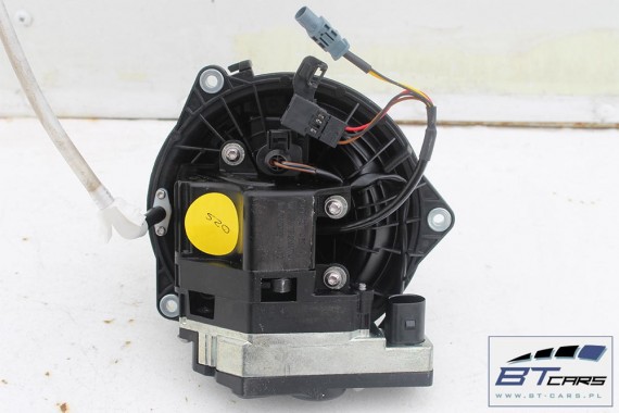 VW GOLF 7 KOMBI KAMERA COFANIA TYŁ + WIĄZKA 5G9827469A 5G9 827 469 A TYLNA  emblemat  znaczek VW  wraz z wiązką przewodów
