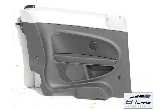 VW THE BEETLE BOCZKI DRZWIOWE BOCZEK TAPICERKA 5C 5C5867043 5C5867044 5C1867011 5C1867012 czarne czarne srebrne 5C5 867 043