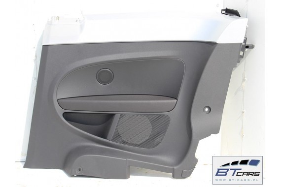 VW THE BEETLE BOCZKI DRZWIOWE BOCZEK TAPICERKA 5C 5C5867043 5C5867044 5C1867011 5C1867012 czarne czarne srebrne 5C5 867 043