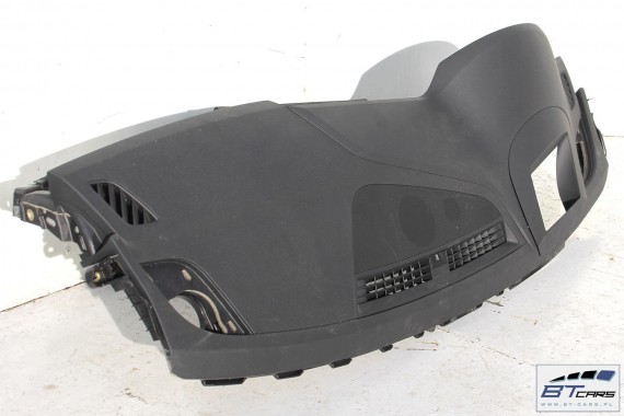 AUDI A4 A5 KONSOLA DESKA ROZDZIELCZA KOKPIT PULPIT POD HEAD UP czarna 8W1857001A 8W1857001C 8W1857001G 8W F5 8W1857001 8W1857001