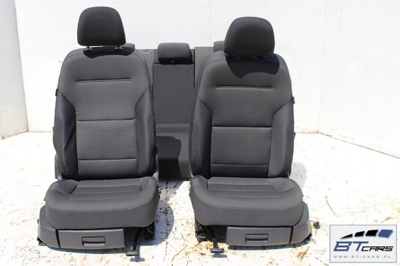 VW GOLF 7 VII KOMBI FOTELE KOMPLET FOTELI siedzeń siedzenia tapicerka 5G 5G0 5G9 welur  w kolorze czarnym VARIANT