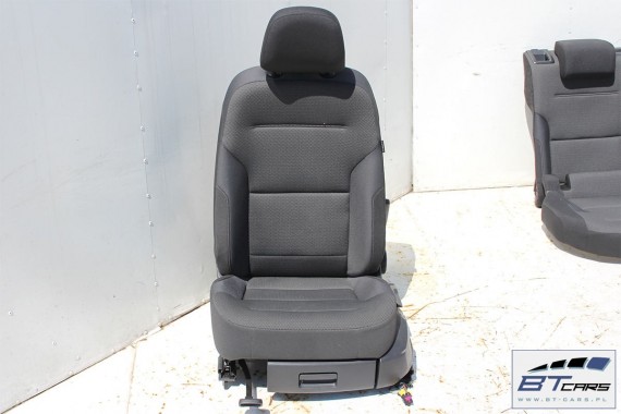 VW GOLF 7 VII KOMBI FOTELE KOMPLET FOTELI siedzeń siedzenia tapicerka 5G 5G0 5G9 welur  w kolorze czarnym VARIANT