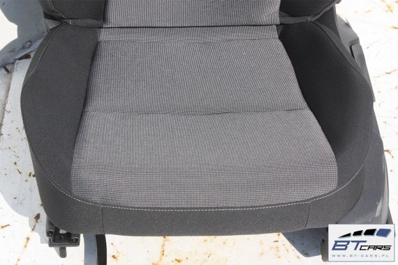 VW GOLF 7 VII FOTELE KOMPLET FOTELI siedzeń siedzenia fotel tapicerka 5G 5G4 welur kolor czarno - szary 5G0