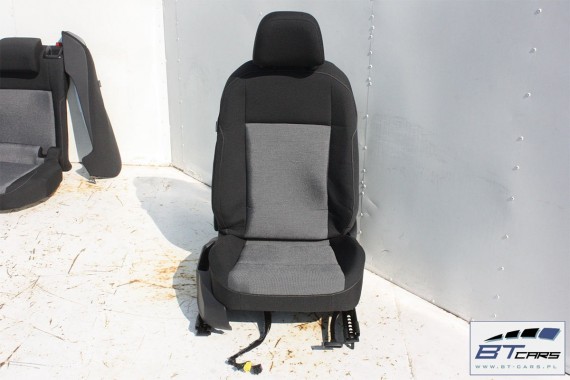 VW GOLF 7 VII FOTELE KOMPLET FOTELI siedzeń siedzenia fotel tapicerka 5G 5G4 welur kolor czarno - szary 5G0