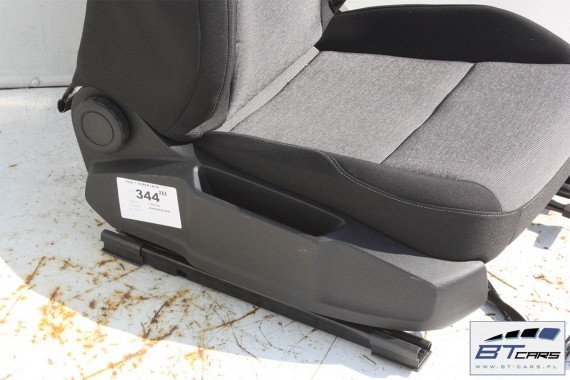 VW GOLF 7 VII FOTELE KOMPLET FOTELI siedzeń siedzenia fotel tapicerka 5G 5G4 welur kolor czarno - szary 5G0