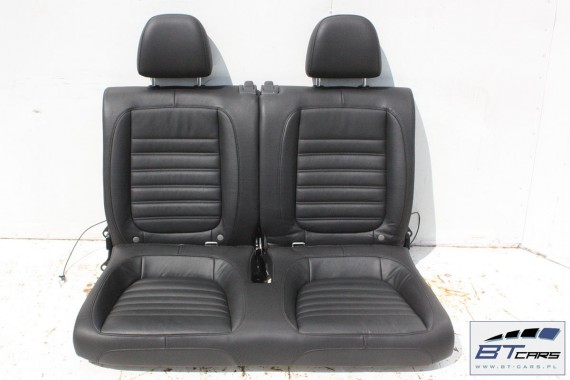 VW THE BEETLE FOTELE KOMPLET FOTELI siedzeń siedzenia tapicerka + boczek boczki drzwi 5C 5C0 2012- kolor czarny skóra