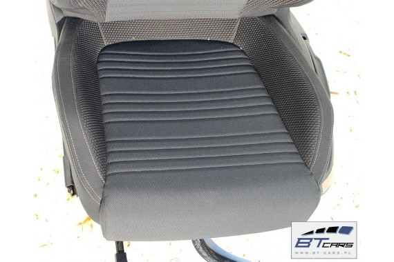 VW SCIROCCO LIFT FOTELE KOMPLET FOTELI siedzeń siedzenia fotel tapicerka 1K8 welur + materiał kolor czarno - szary - antracyt