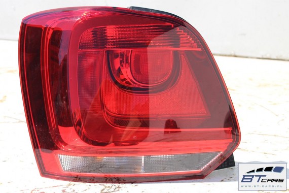VW POLO TYŁ ZDERZAK + KLAPA BAGAŻNIKA  6R tylny 6R0 PDC Kolor: LC9X - głęboka czerń lampa