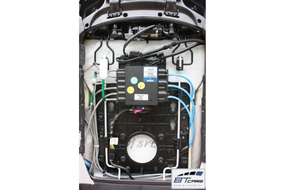 AUDI A8 FOTELE KOMPLET FOTELI siedzeń siedzenia tapicerka 4H D4 4H0 2010-2017 kolor czarny kanapa siedzisko oparcie fotel fotele