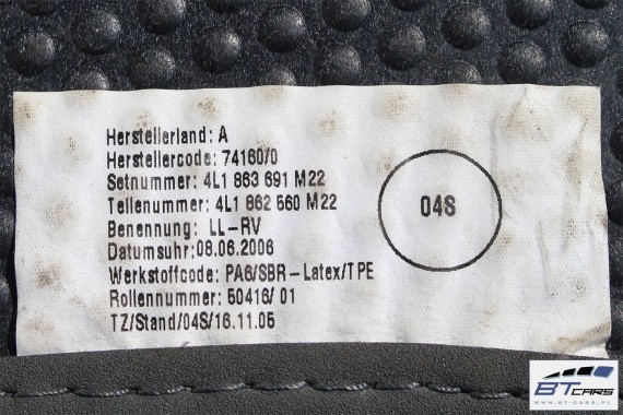 AUDI Q7 DYWANIKI WYCIERACZKI PODŁOGI 4L1863691 4L1 863 691 Kolor: M22 - CZARNY/ZIELEŃ BORNEO 4L 4L1863691 4L1863691 4L1863691