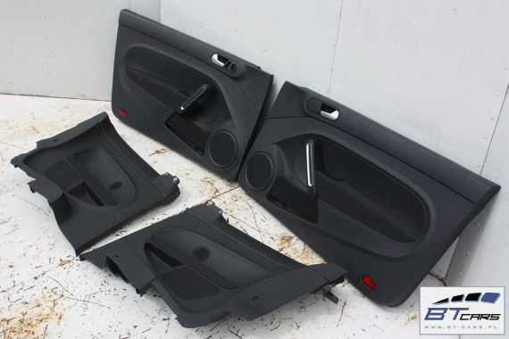 VW THE BEETLE BOCZKI DRZWIOWE BOCZEK TAPICERKA 5C 5C5867043 5C5867044 5C1867011 5C1867012 welur czarne góra czarna 5C5 867 043