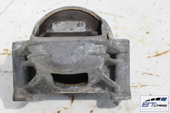 AUDI A4 A5 Q5 ŁAPA PODUSZKA SILNIKA 8K0199381JP 8K0199381JN 8K0199381 8K0199381 8K0199381JP 8K0199381JN 8K0199381JP 8K0199381JN
