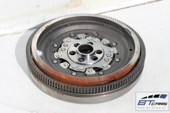 VW T5 T6 KOŁO DWUMASOWE ZAMACHOWE DSG 03L105266AM 03L 105 266 AM 03L105266DQ 7-stopniowa 2.0 TDi diesel TIGUAN AUDI Q3 03L105266