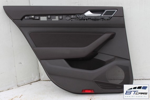 VW PASSAT B8 KOMBI BOCZKI DRZWIOWE DRZWI TAPICERKA BOCZEK drzwiowe 3G 3G9 ALLTRACK VARIANT Kolor: RZ3- - naturalny brąz welur