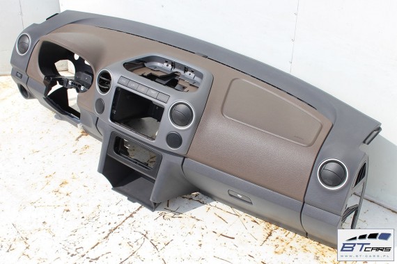 VW AMAROK KONSOLA DESKA ROZDZIELCZA KOKPIT PULPIT 2H1857005 2H1 857 005 2H