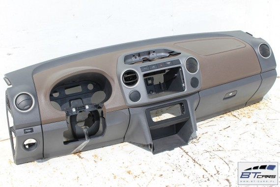 VW AMAROK KONSOLA DESKA ROZDZIELCZA KOKPIT PULPIT 2H1857005 2H1 857 005 2H