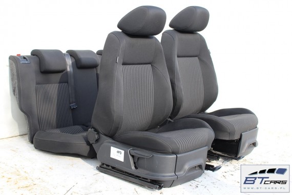 VW POLO FOTELE KOMPLET FOTELI siedzeń siedzenia tapicerka 6C 6C0 6R 6R4 6R0 5-drzwiowy welur w kolorze czarno-szarym