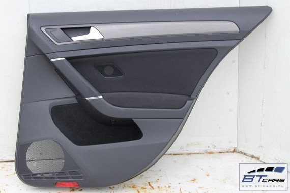 VW GOLF 7 VII KOMBI BOCZEK BOCZKI DRZWI drzwiowe tapicerka 5G 5G9 Variant KOMPLET BOCZKÓW CZARNY welur welurowe czarne