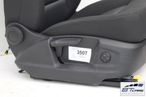 AUDI Q3 FOTELE KOMPLET FOTELI siedzeń siedzenia fotel tapicerka 8U welur przebieg 4085 kilometrów