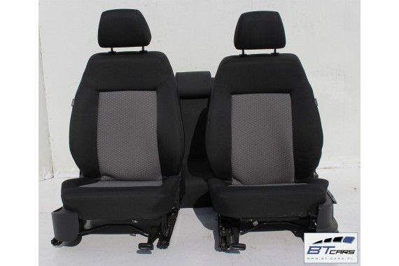 VW POLO FOTELE KOMPLET FOTELI siedzeń siedzenia tapicerka 6R 6R4 6R0 5-drzwiowy welur w kolorze czarno-szarym 6C
