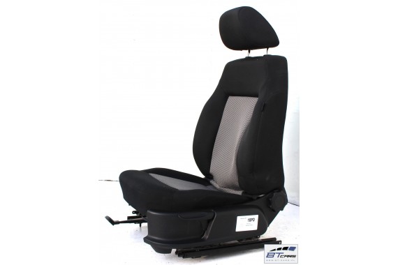 VW POLO FOTELE KOMPLET FOTELI siedzeń siedzenia tapicerka 6R 6R4 6R0 5-drzwiowy welur w kolorze czarno-szarym 6C